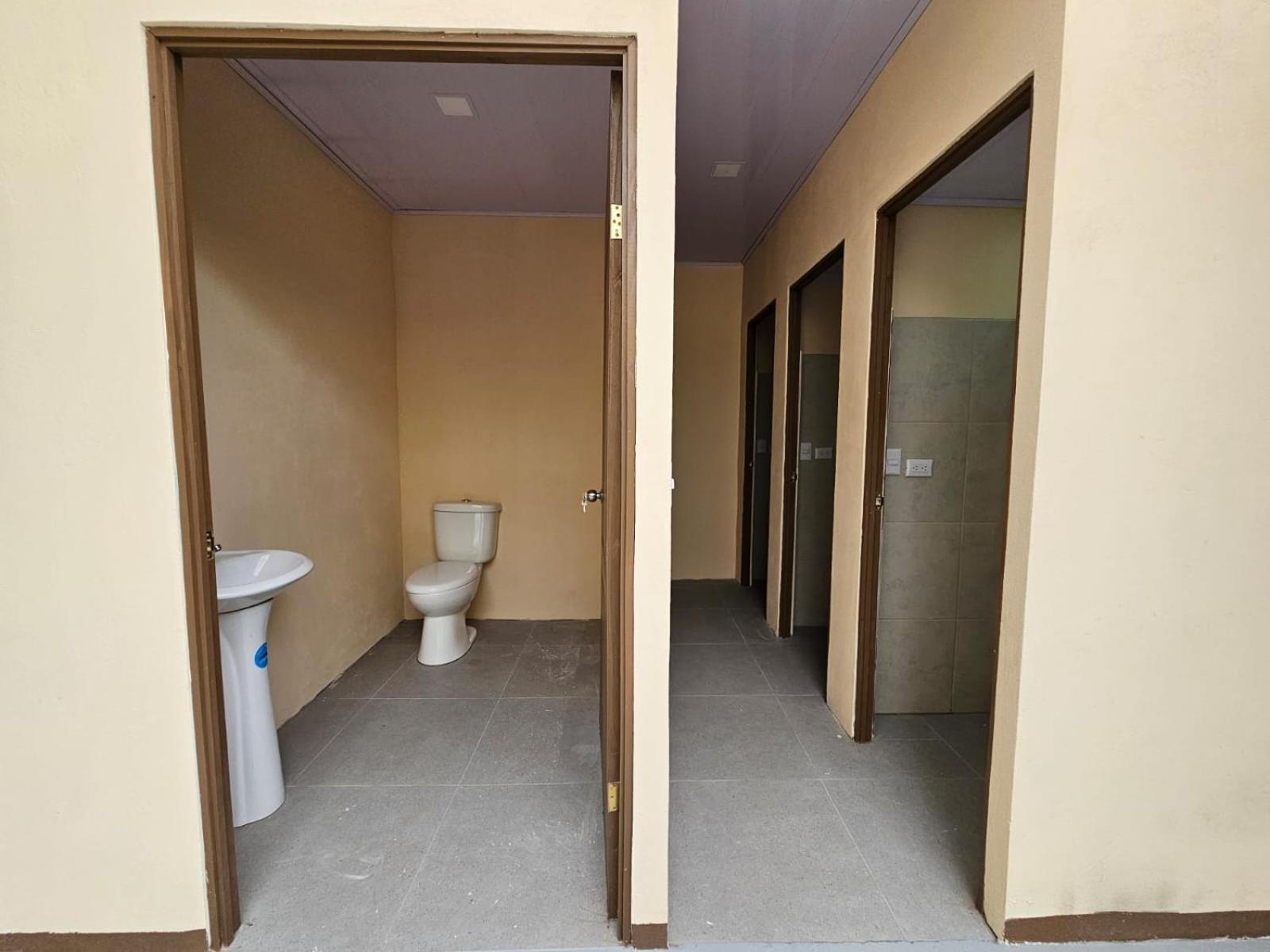 Hostel La Cali Inn ซานโฮเซ ภายนอก รูปภาพ